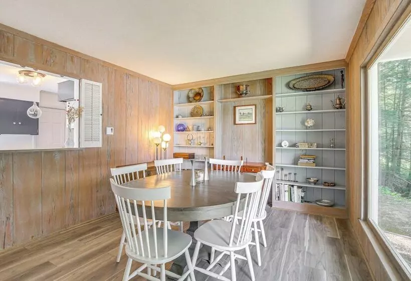 Skiing & Hiking: Water View Home In The Berkshires