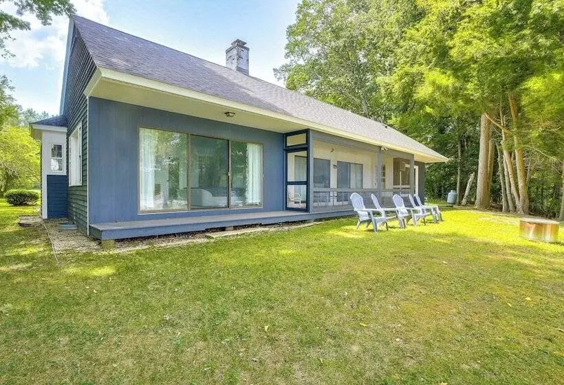 Skiing & Hiking: Water View Home In The Berkshires