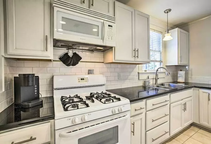 Adorable Baton Rouge Cottage < 3 Mi To Lsu!