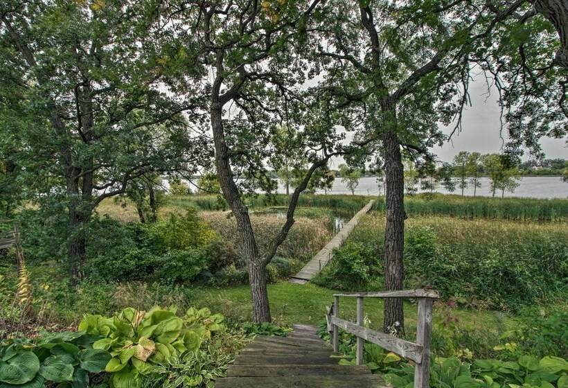 Lakeside Hideaway W/ Swim Dock In Alexandria!