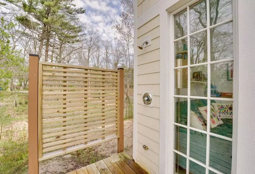 Beachfront Lake Michigan Cottage: Fire Pit & Deck