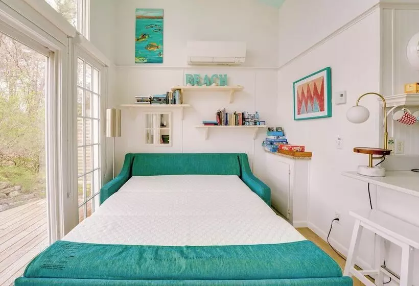 Beachfront Lake Michigan Cottage: Fire Pit & Deck