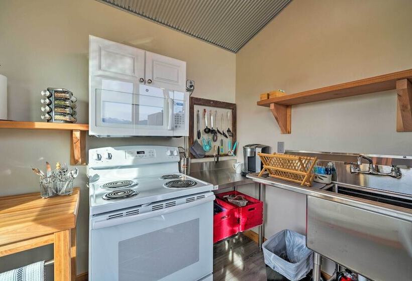 Beautiful Ranch Cottage   45 Mi To Yellowstone Np!