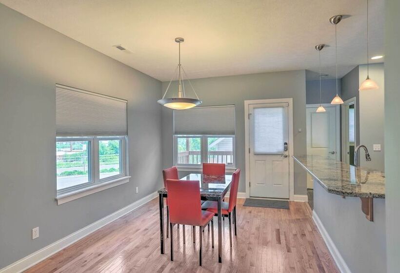 Central Cleveland Gem W/ Direct Skyline View!