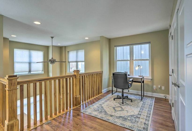 Central Cleveland Gem W/ Direct Skyline View!