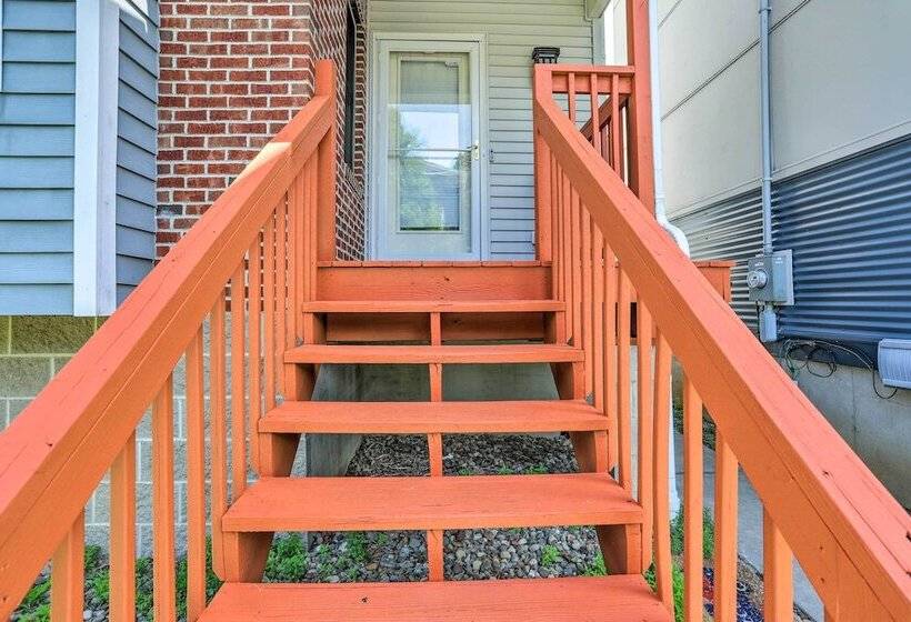 Central Cleveland Gem W/ Direct Skyline View!