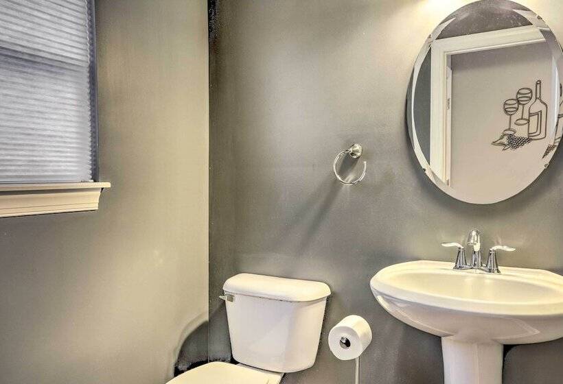 Central Cleveland Gem W/ Direct Skyline View!