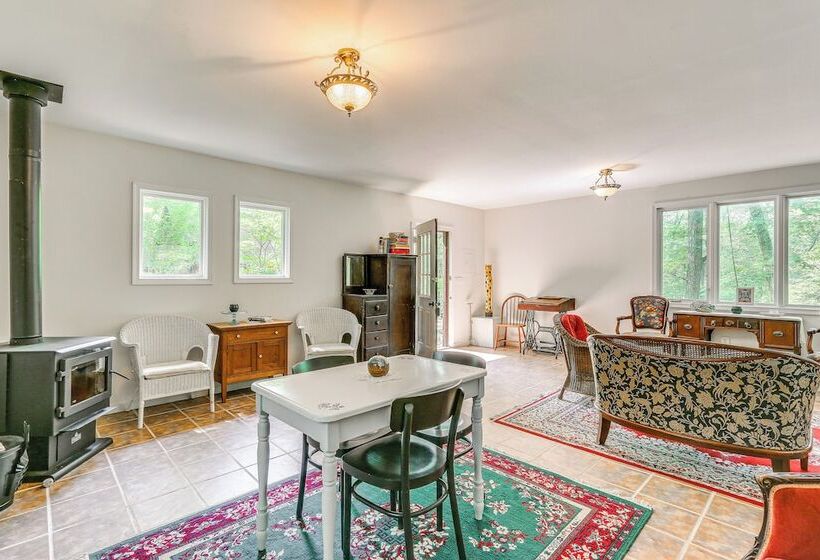 Cozy Appalachian Getaway: 5 Mi To Prospect Peak!