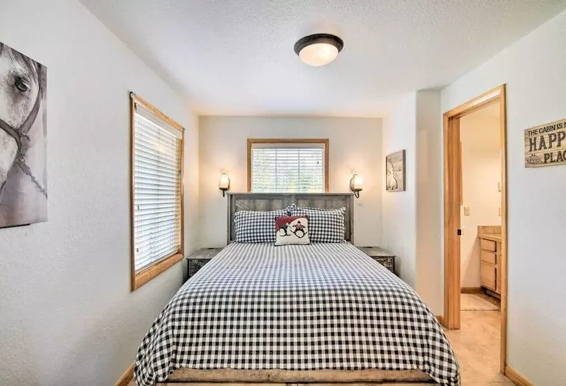 4 Mi To Grand Lake: Mtn View Cabin W/ Fire Pit!