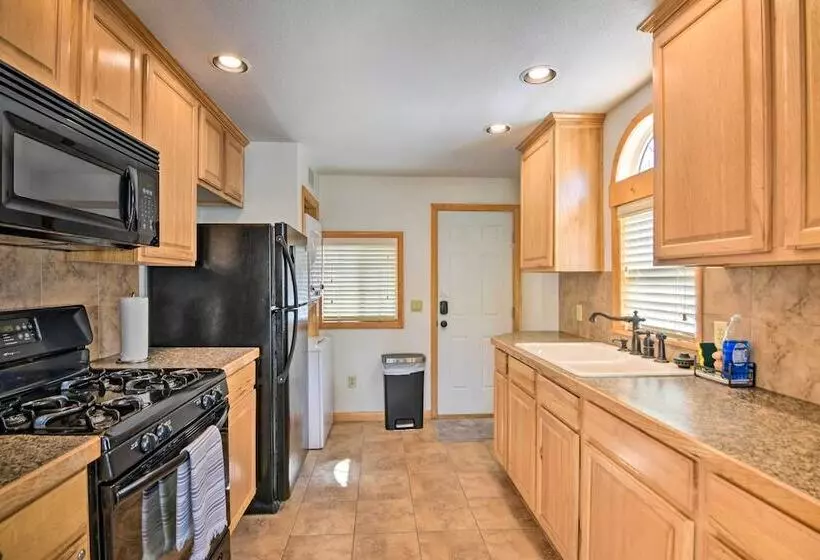 4 Mi To Grand Lake: Mtn View Cabin W/ Fire Pit!