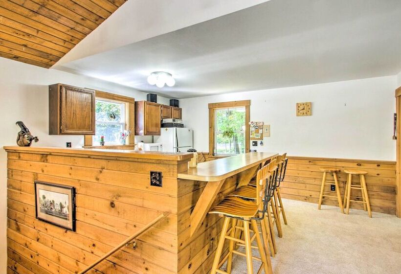 Cozy North Conway Home: Walk To Slopes & Dtwn