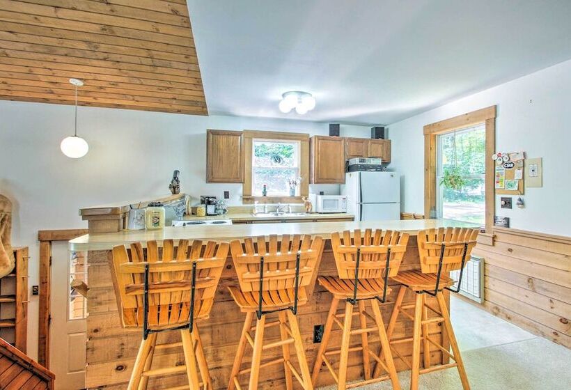 Cozy North Conway Home: Walk To Slopes & Dtwn