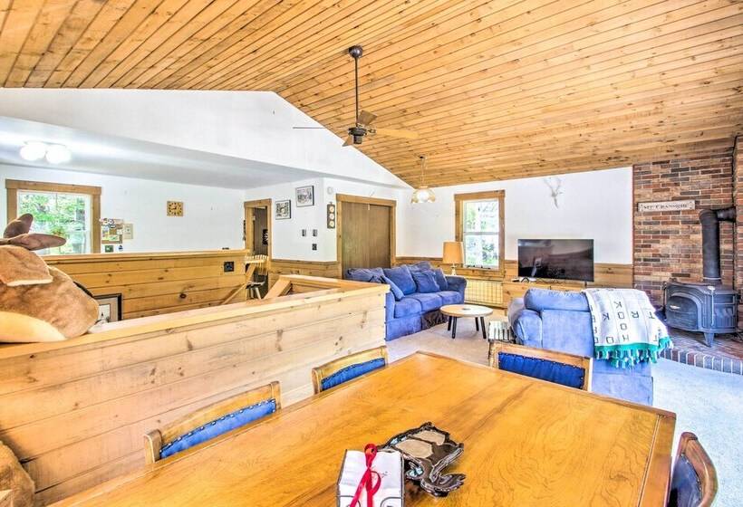 Cozy North Conway Home: Walk To Slopes & Dtwn