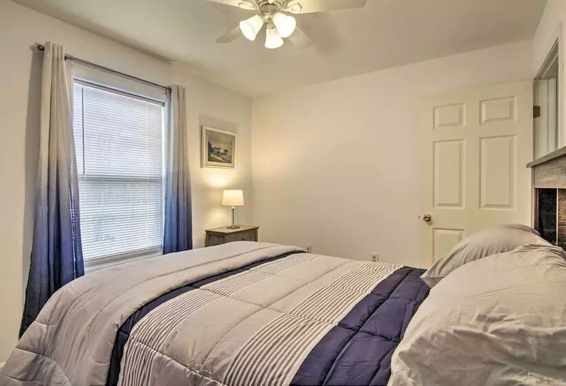 Ocean Pines House W/ Fire Pit & Community Pool