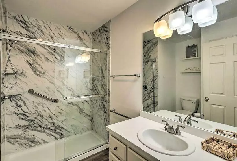 Ocean Pines House W/ Fire Pit & Community Pool