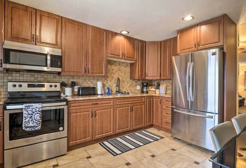 Dog Friendly Greeley Home ~ 3 Mi To Downtown!