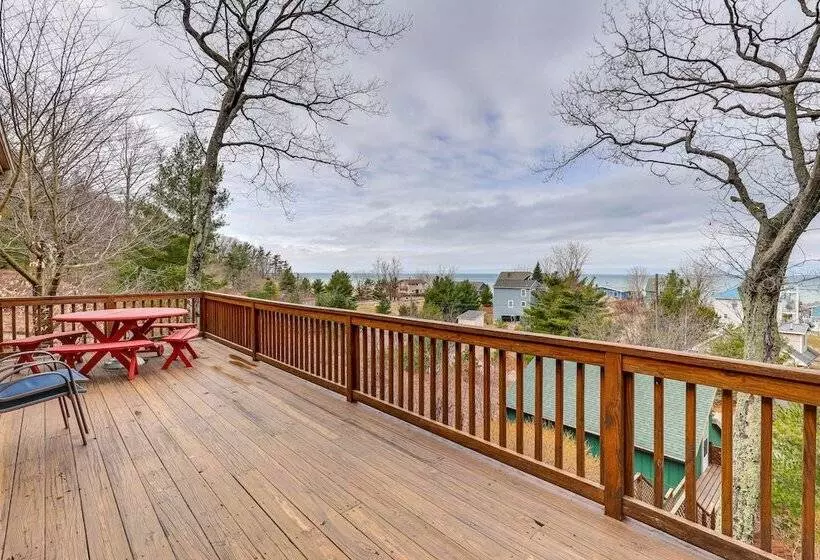 Family Friendly Mears Cottage   Walk To The Beach!