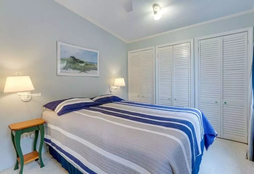 Family Friendly Mears Cottage   Walk To The Beach!