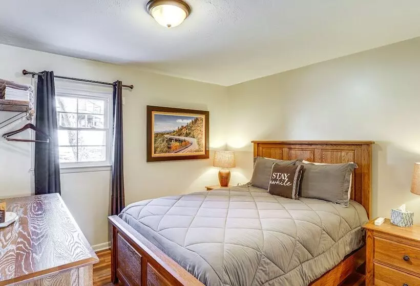 Dtwn Boone Home Walk To Appalachian State Campus!