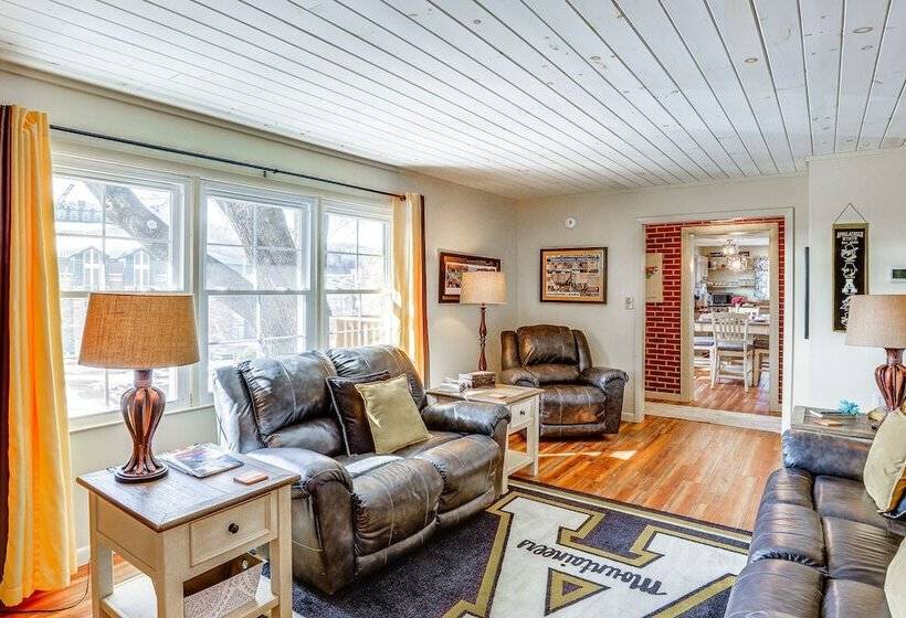 Dtwn Boone Home Walk To Appalachian State Campus!