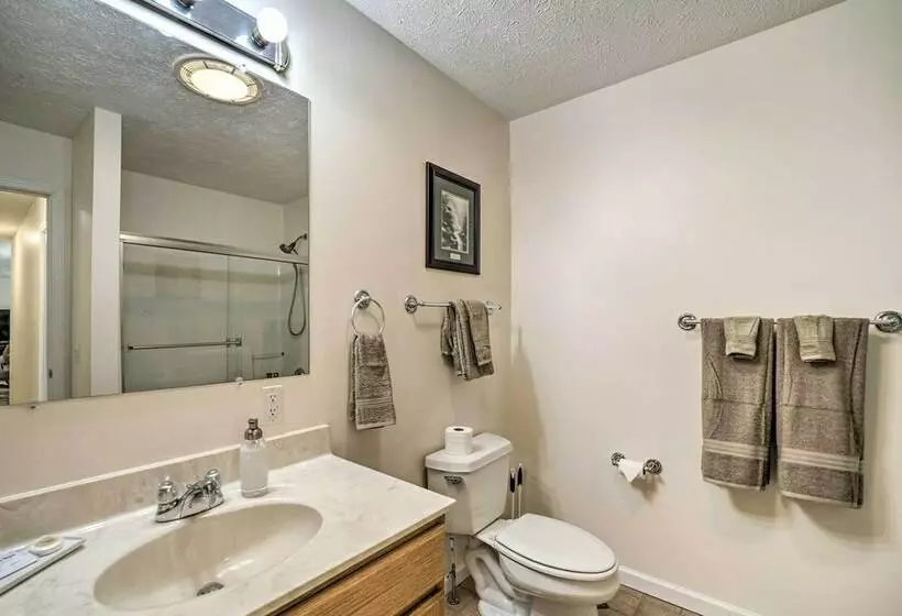 Family Friendly Waynesville Home W/ Fire Pit!