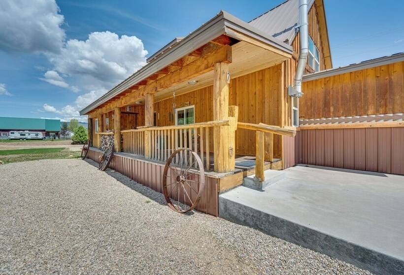 Garden Valley Cabin W/ Teepee, Deck & Mtn Views!