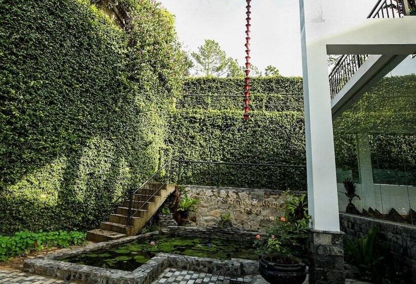 ホテル Sangrilla Holiday Resort