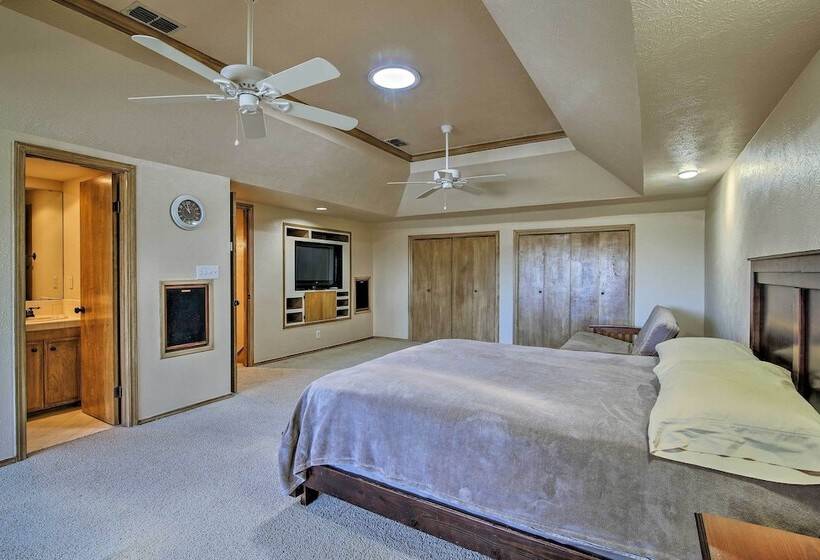 Lakefront Harlingen Home W/ Private Pool & Hot Tub