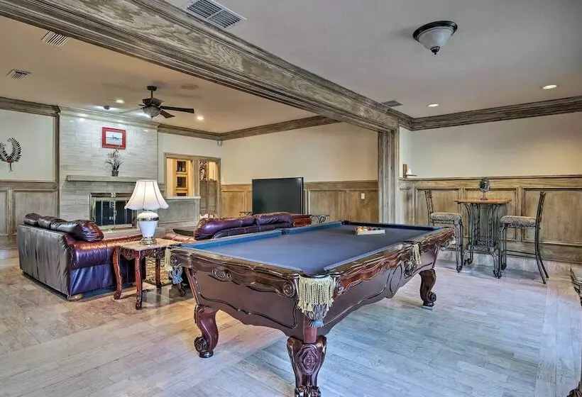 Lakefront Harlingen Home W/ Private Pool & Hot Tub