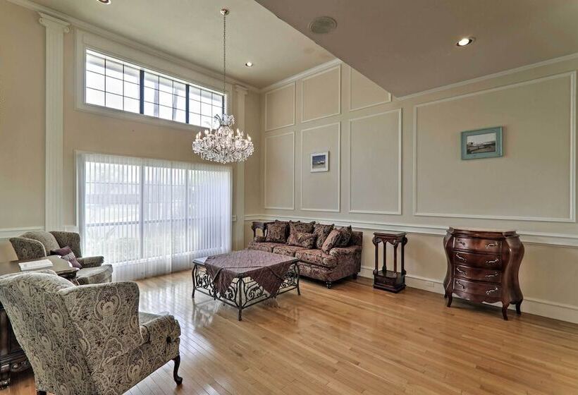 Lakefront Harlingen Home W/ Private Pool & Hot Tub