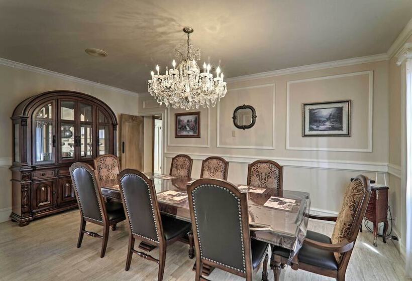 Lakefront Harlingen Home W/ Private Pool & Hot Tub