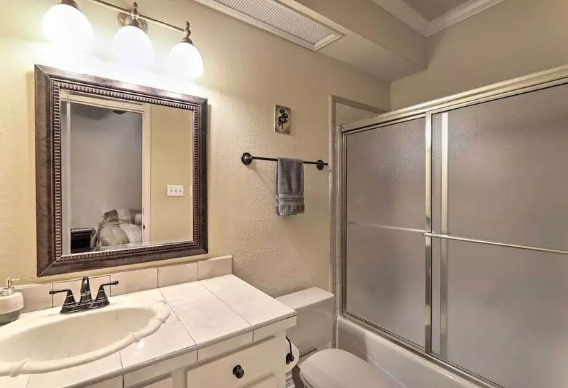 Lakefront Harlingen Home W/ Private Pool & Hot Tub