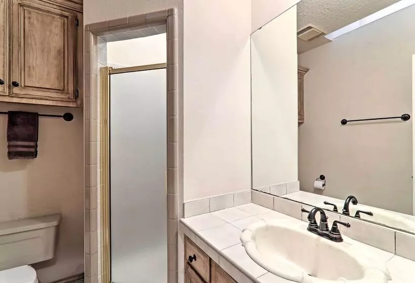 Lakefront Harlingen Home W/ Private Pool & Hot Tub