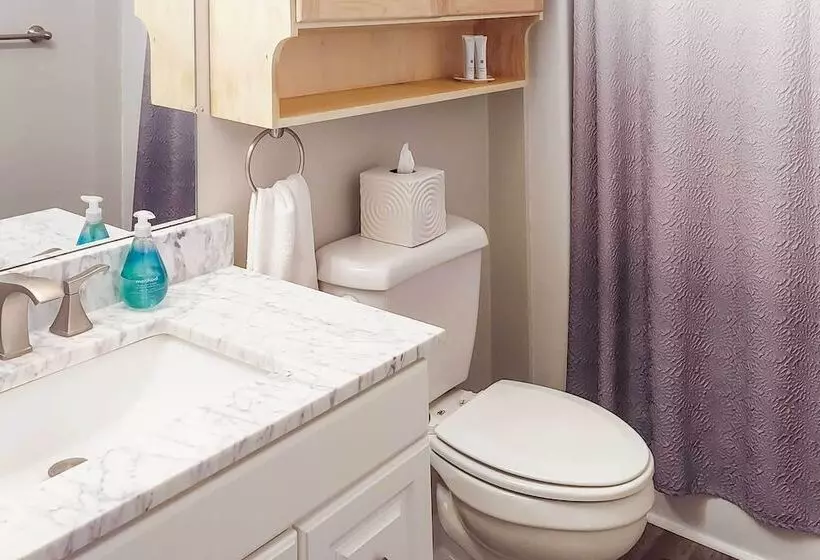 Interlochen Home On Green Lake W/ Dock & Beach!