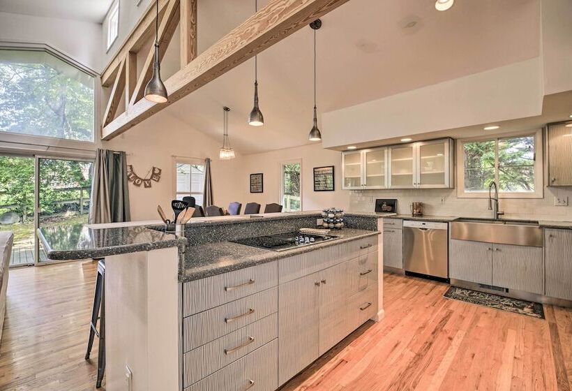 Lovely Blacksburg Hideaway < 1 Mi To Virginia Tech