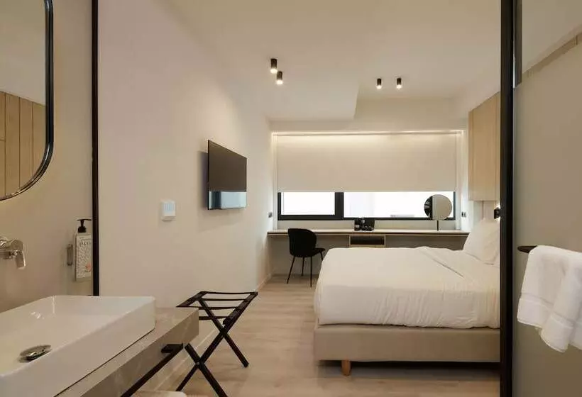 Lux&easy Signature Syggrou 234