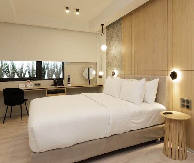 Lux&easy Signature Syggrou 234