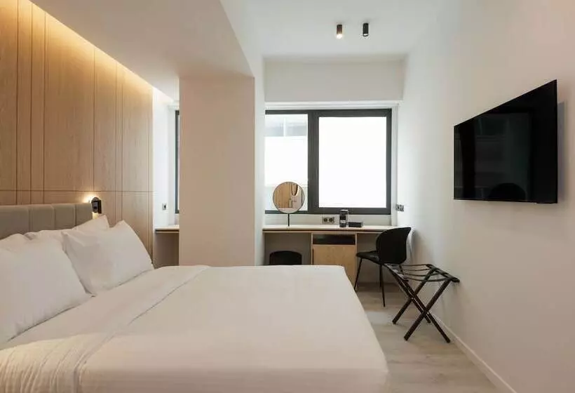 Lux&easy Signature Syggrou 234