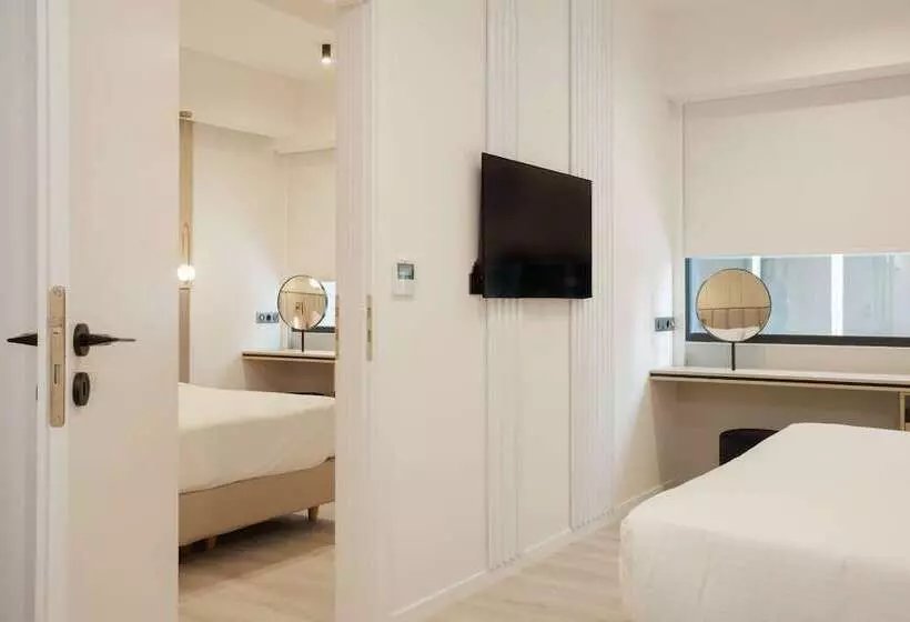 Lux&easy Signature Syggrou 234