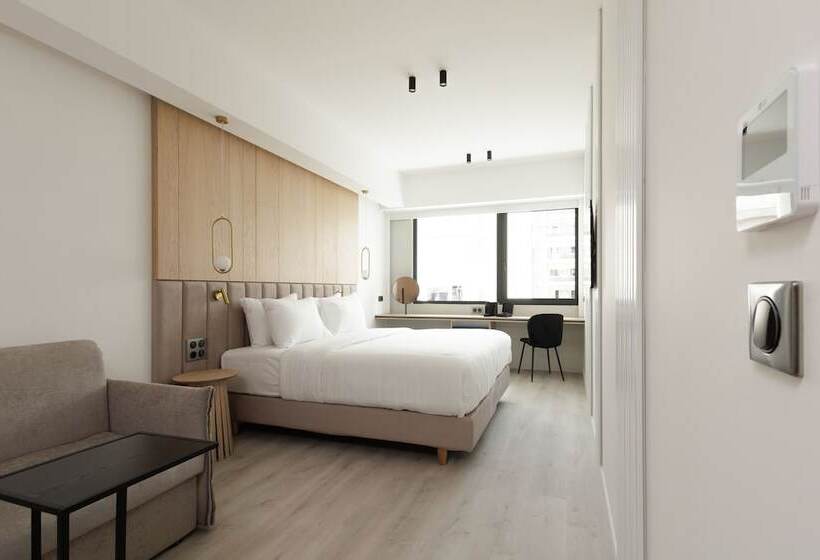 Lux&easy Signature Syggrou 234