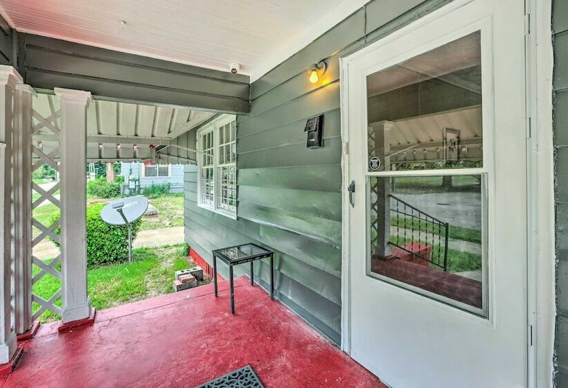 Montgomery Home W/ Porch In Prime Location!