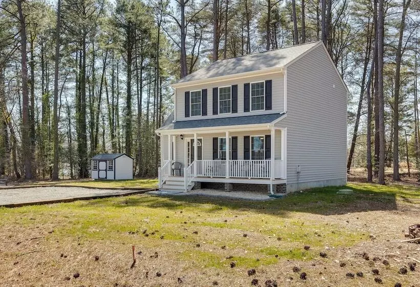 Pet Friendly Home: Spacious Yard + Community Perks