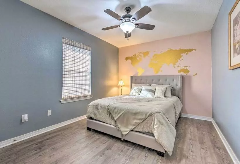 Private Gulf Breeze Gem W/ Easy Shore Access!