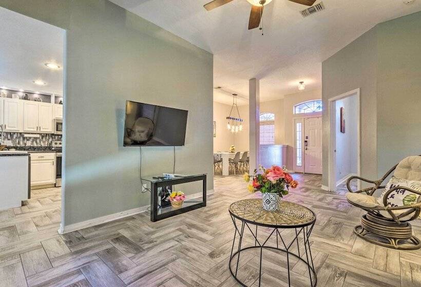 Private Gulf Breeze Gem W/ Easy Shore Access!