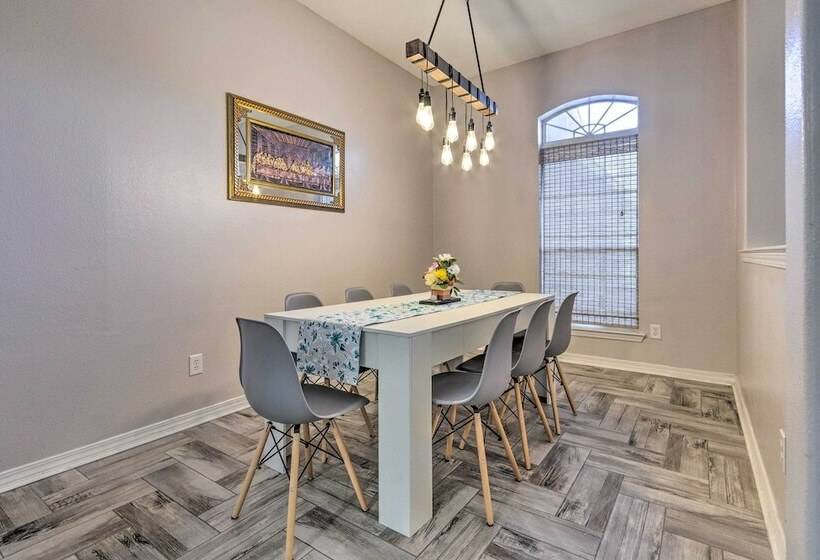 Private Gulf Breeze Gem W/ Easy Shore Access!