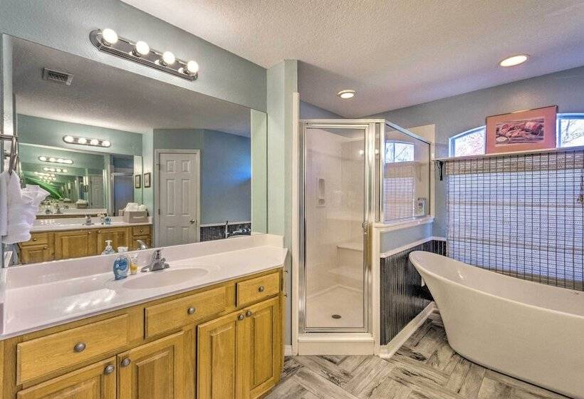 Private Gulf Breeze Gem W/ Easy Shore Access!