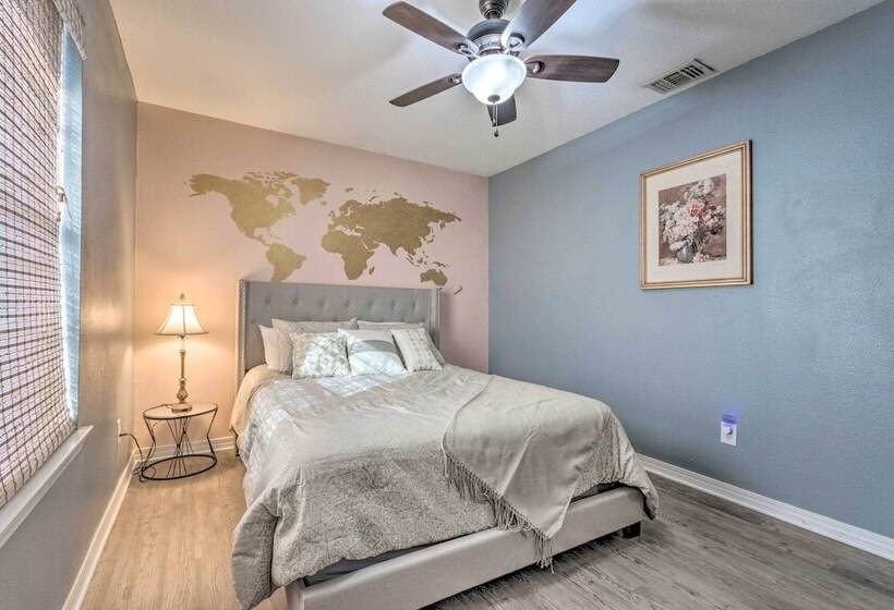 Private Gulf Breeze Gem W/ Easy Shore Access!