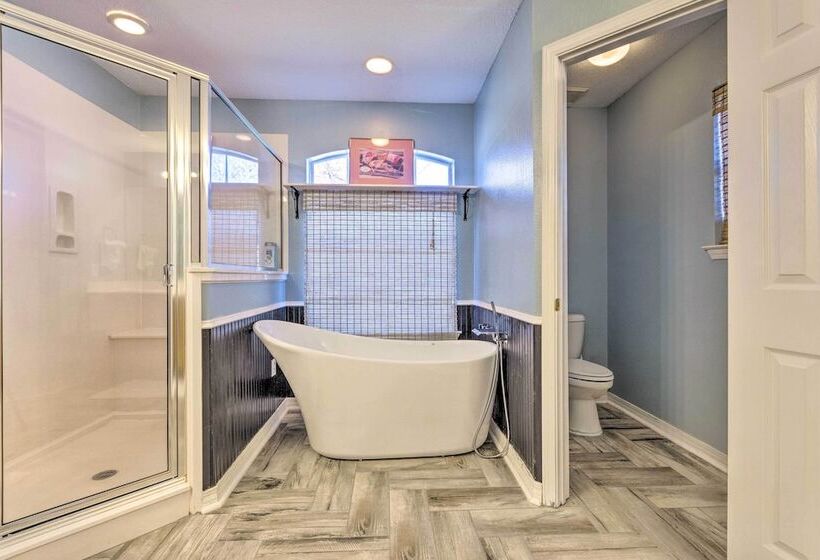 Private Gulf Breeze Gem W/ Easy Shore Access!