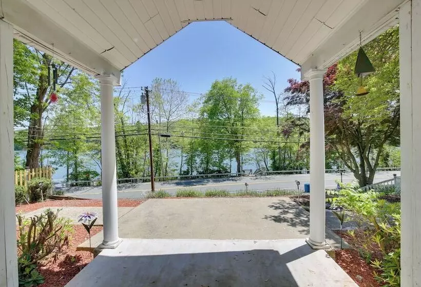 Relaxing New York Home W/ Boat Dock & Lake View!