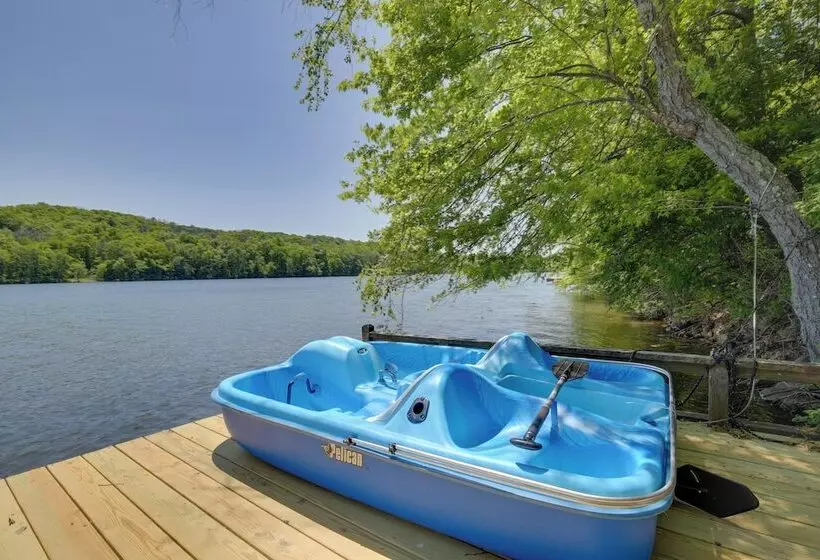 Relaxing New York Home W/ Boat Dock & Lake View!